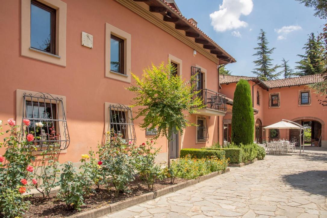 Giarvino Boutique Guest House Acqui Terme Exteriör bild